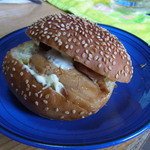 焼き立てパンの店　パンパカパン - 【2012.06.　初訪】　テリヤキチキンとお野菜のバンズ180円