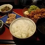 Ooharu - 鶏から揚げ、エリンギ肉巻、ご飯セット