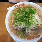 二両半 - ラーメン野菜多め