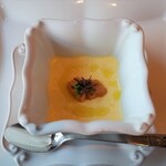 ル レストラン - トウモロコシのムース。上に雲丹がのっかています。