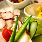 赤池で最高の食材と自然派ワイン・純米酒を楽しむお店 陽なたぼっこ - 