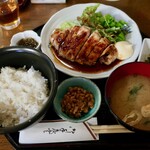 おこげ - 豚ロース生姜焼定食（900円）