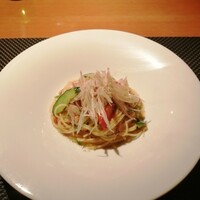 インカメラ コン テラッツァ - 鰻　胡瓜　茗荷のペペロンチーノ　～スパゲッティーニ～