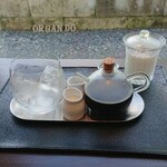 Orugan Dou Kurashikkusu - アイスコーヒーと杏仁豆腐