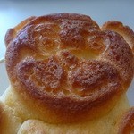 こみちのパン屋さん かて  - クマさんの顔