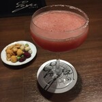 バー ゴヤ - スイカのカクテル、テキーラベース。スイカの味が濃くて、テキーラの香りがスイカの味わいを深くしてくれていました。