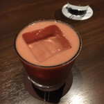 バー ゴヤ - 前回飲んでとってもおいしかったのでまた頼んでしまったフルーツトマトのカクテル。やっぱり大変おいしい！