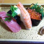 玄海鮨 - お鮨  トロ  エビ  玉子  ウニ  イクラ