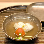 京懐石 吉泉 - 紀州の梅と愛媛のハモのお椀