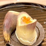 京懐石 吉泉 - 竹の子入り餅米、からすみ