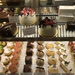 シャンドワゾー - ショーケース中央2020