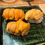 すし匠 - ウニのにぎりの食べ比べ(3種)