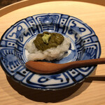 温石 - 鮑の肝蒸し 鮑しゃぶしゃぶお出汁のおじやを添えて…
      う〜ん♡鮑のです！そしてこの肝！何という爽やかさ！