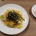 DESK - ジャコとキャベツの和風ソースパスタ全景