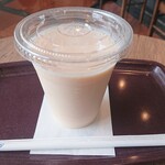 EXCELSIOR CAFE - ピーチ＆メロンとアーモンドミルクのスムージー