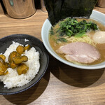 横浜ラーメン 渡来武 - 