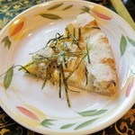 魚沼茶房 - 「ピザ」カットした状態です