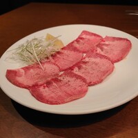 松阪牛炭火焼肉 東海亭 - 