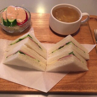 ティールーム山王_1