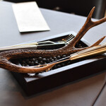 プレゼンテ スギ - ステーキ用のカトラリー