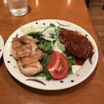 Youfuuchuu Bousoshie - コンビネーションランチ。
                        美味し。