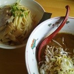 味箪笥 - とろりつけそば　炒め野菜 850円