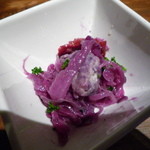 クラフトビアマーケット - お通し・鶏肉と紫玉葱のモルトビネガー煮