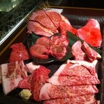 焼肉 どうらく - 幻の一頭盛り　10品盛