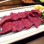 やきとん ひょっとこ - 牛ハツ刺身