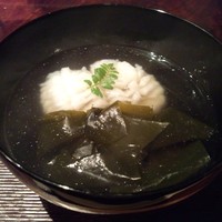 賛否両論 - 鱧と若布のお椀