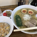 ら麺屋 - 料理写真: