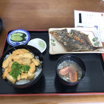 おろろん食堂 - 生うに丼¥2.800