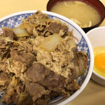 牛丼専門サンボ - サンボ(牛丼大盛みそ汁玉子)