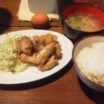 鶏工房 - 定食1種類、ワンプライスのみ。