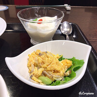 中国料理 豪華 - 炒り卵と杏仁豆腐