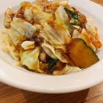 源丸 - 源丸冷し　税込750円
甘めのピリ辛餡に野菜たっぷりでカボチャも入っていました