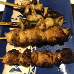 本格炭火焼鳥 とりべえ - 