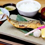 Toro mackerel seaweed salt charcoal grilled set meal