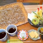 手打ちそば くるみの木 - 天ぷらざる蕎麦、大盛