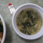麺や 菜 - サービスのスープ
