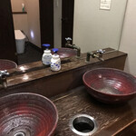 グルメ回転寿司 函太郎 - トイレ中