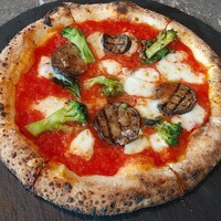 800°DEGREES ARTISAN PIZZERIA - マルゲリータ＋選択トッピング