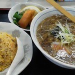 Matsuya Shokudou - 120614新潟　まつや食堂　お昼セット（ラーメン、半チャーハン、春巻き、漬物＋フルーツ）900円　