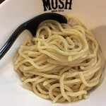 RAMEN MOSH - つけ麺 麺アップ