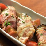 Bacon-wrapped Oyster with sherry flavor