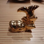 寿しの吉乃 - 鯱の箸置き