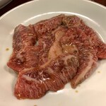 赤坂 炭火焼肉 金星 - カルビ