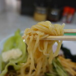 Maruhei Ramen - 麺リフト、麺はそこそこモチモチで茹で加減良し♪