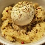 アンチョビ＆ハーブのマッシュポテト～半熟玉子のせ～