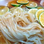 麺処 びぎ屋 - 麺の感じ